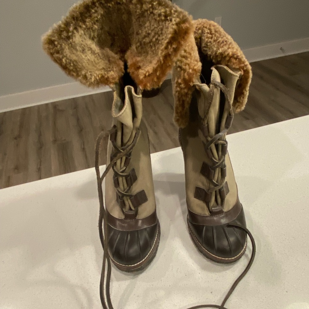 Tory Burch Brown Fleece Ankle Cover Wedge Outdoor Boots 🤎 - Picture 10 of 16
